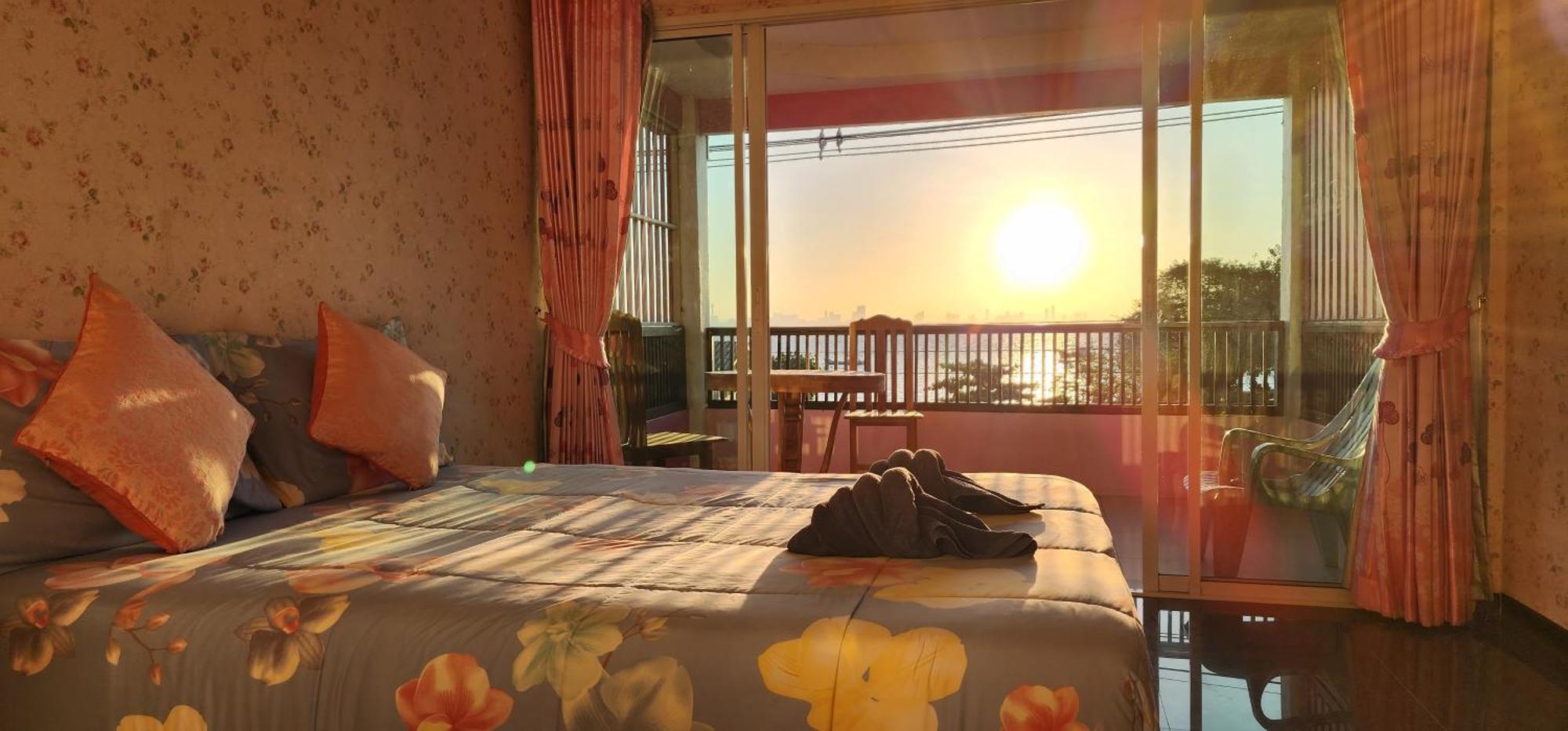 Puttaraksa Kohlarn Hotel ภายนอก รูปภาพ