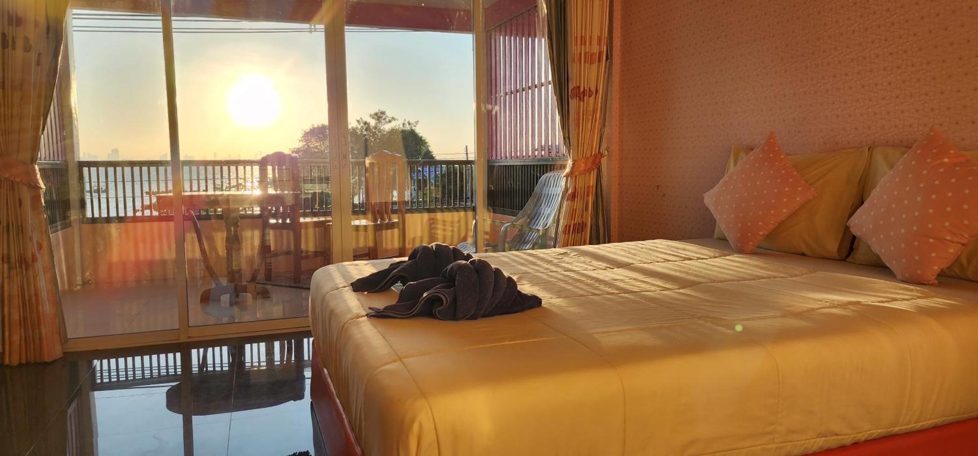 Puttaraksa Kohlarn Hotel ภายนอก รูปภาพ