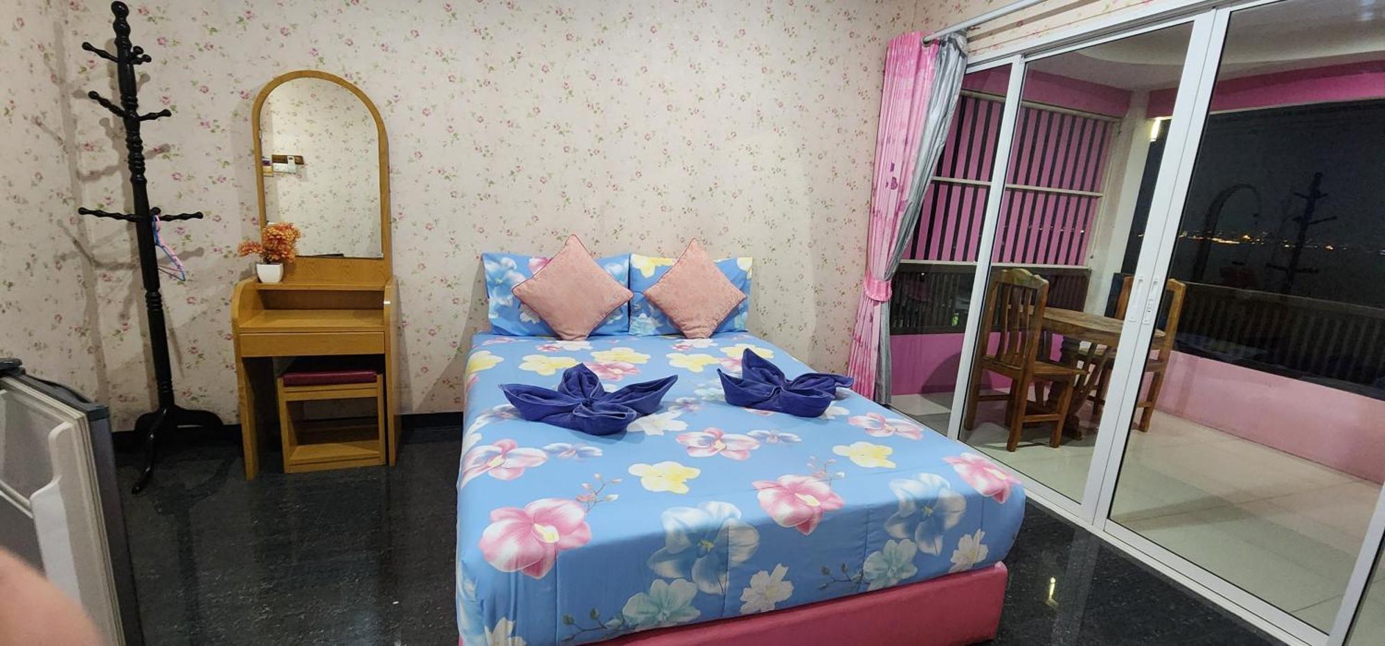 Puttaraksa Kohlarn Hotel ภายนอก รูปภาพ
