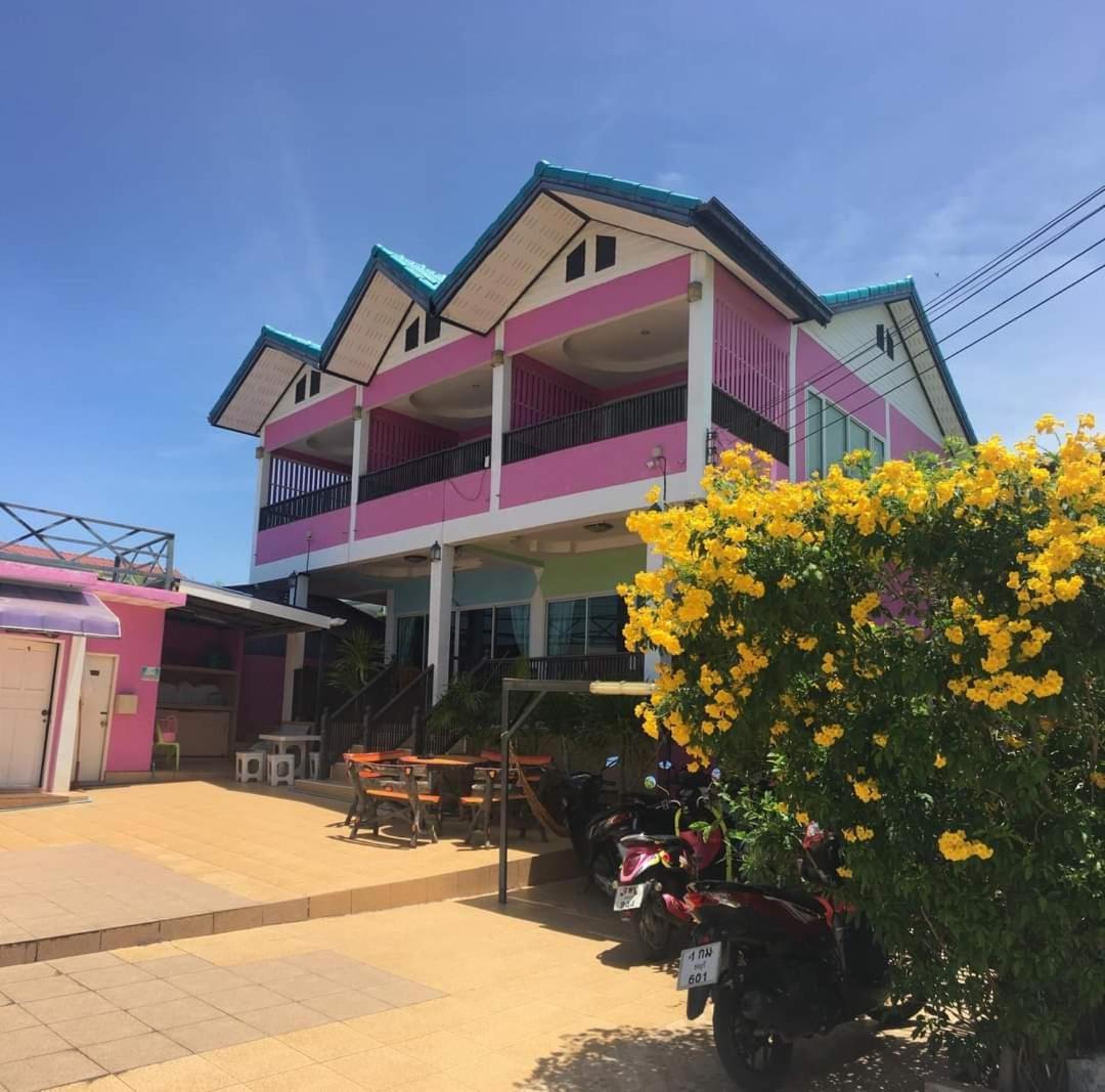 Puttaraksa Kohlarn Hotel ภายนอก รูปภาพ
